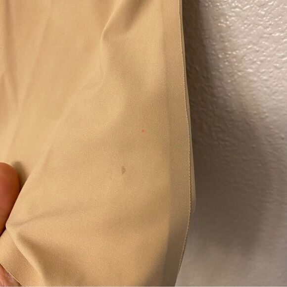 Knix LuxeLift v neck SHAPEWEAR SEAMLESS SCULPT BEIGE nude Tan tank top M+ - Picture 11 of 11